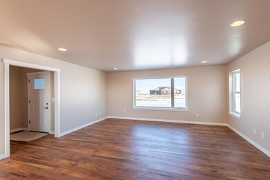 21 Alaska Trail-36-HDR