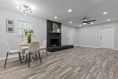 Dining/Kitchen combo