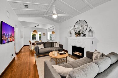 1636 NE 4th Ct, Fort Lauderdale, FL 33301 - photo 3