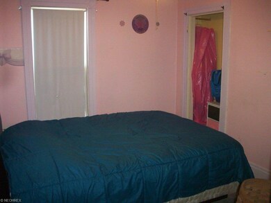 2037 E 30th St, Lorain, OH 44055 - photo 7