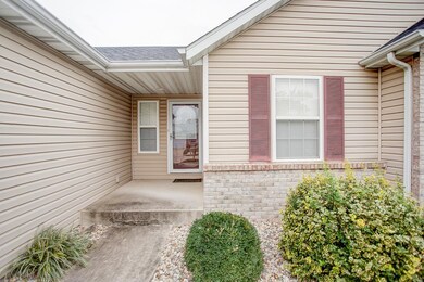 1919 Wellington Ln, Maryville, IL 62062 - photo 5