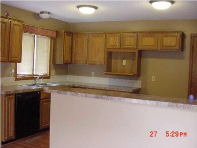 Kitchen, Eating Bar