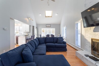 7 Lowell St, Seabrook, NH 03874 - photo 5