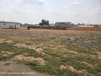 506 Maple St, La Barge, WY 83123 - photo 4