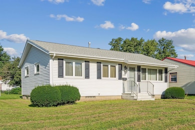 543 Mildred Ave, Waterloo, IA 50703 - photo 2