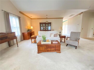 4768 Steeplechase Dr unit 14A, Macungie, PA 18062 - photo 5