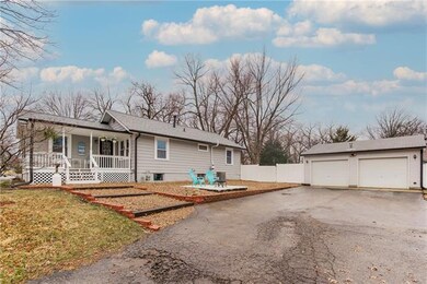 6022 Long Ave, Shawnee, KS 66216 - photo 2