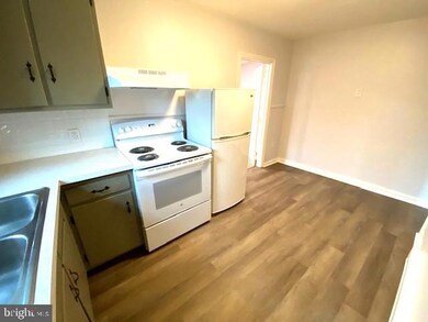 48 S 6th St unit 4, Quakertown, PA 18951 - photo 5