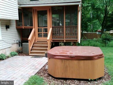 811 Chestnut Tree Dr, Annapolis, MD 21409 - photo 4