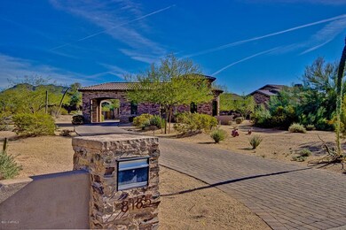 Driveway/Entry