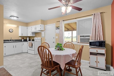 653 N 3rd W, Rigby, ID 83442 - photo 7