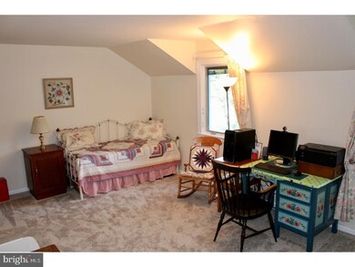 4442 Rose Dr, Emmaus, PA 18049 - photo 6