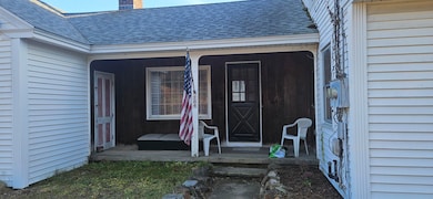 284 Summer St unit 1, Bristol, NH 03222 - photo 2