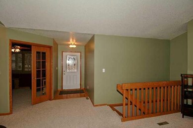 3021 Timber Hill Ct, Des Moines, IA 50320 - photo 4