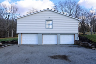 399 Caldwell Rd, Stoneboro, PA 16153 - photo 4