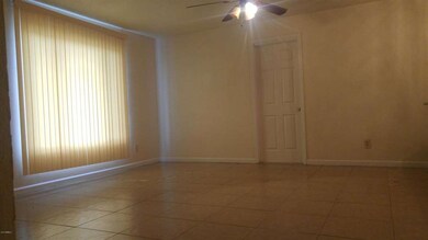 6 Living Room