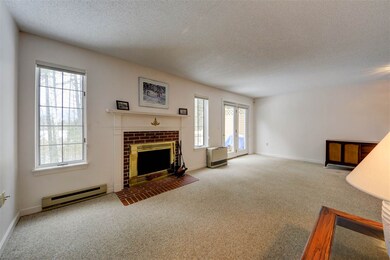 23 Country Dr unit 40, Center Conway, NH 03813 - photo 4