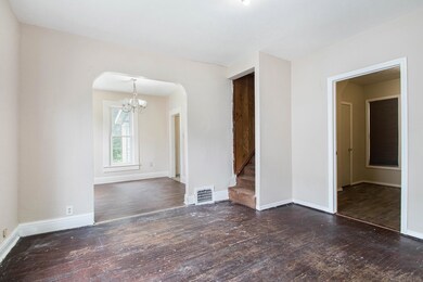 616 8th St, Elkhart, IN 46516 - photo 2