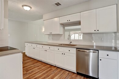 6919 Silver Star Dr, Houston, TX 77086 - photo 6