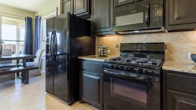 504 Smart Strike Trail, Granbury, TX 76049 - photo 3