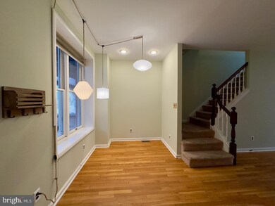 5622 Mattfeldt Ave, Baltimore, MD 21209 - photo 3