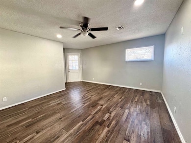 430 S Peachtree St, Ponca City, OK 74601 - photo 7