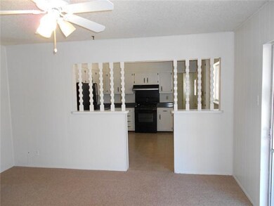 10225 Singapore Ave, El Paso, TX 79925 - photo 4