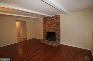 6013 Camelback Ln, Columbia, MD 21045 - photo 6
