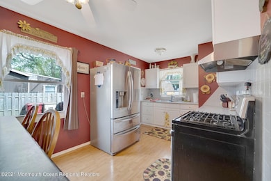 208 Lakewood Ave, Bayville, NJ 08721 - photo 6