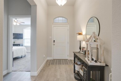 1548 Seabiscuit Dr, Granbury, TX 76049 - photo 6