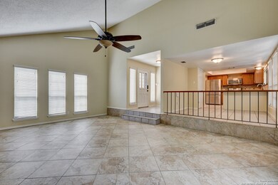 11211 Lago Vista, Helotes, TX 78023 - photo 4