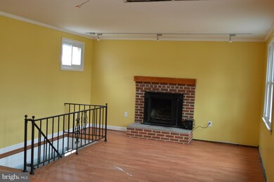 1225 Rock Hill Rd, Pasadena, MD 21122 - photo 2