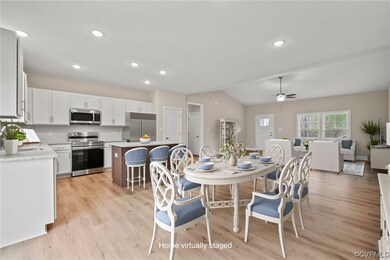 All photos are of a previously built Mallory floorplan