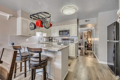 All Kitchen Appliances Included