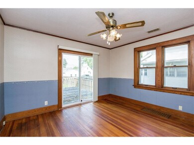 1910 K St SW, Cedar Rapids, IA 52404 - photo 6