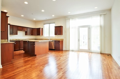 1891 Admiral Ct unit 79, Glenview, IL 60026 - photo 5