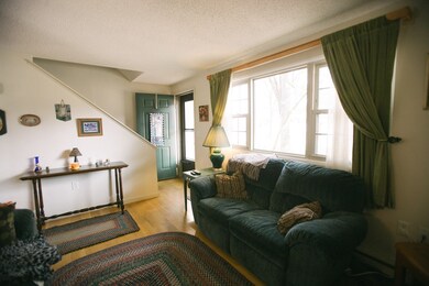 102 Hayward St unit 4B, Franklin, MA 02038 - photo 2