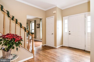 6331 Summerday Ct, Burke, VA 22015 - photo 4