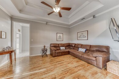 206 Woodcrest St, Weatherford, TX 76087 - photo 4