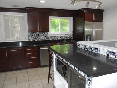 357 Jarvis Ave, Holyoke, MA 01040 - photo 4