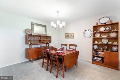 Treebrooke unit 506, Oakton, VA 22124 - photo 7