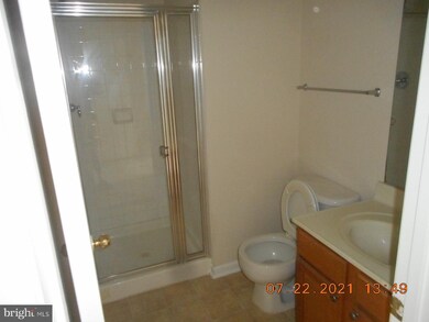 211 Hamilton Ct, Stephens City, VA 22655 - photo 6