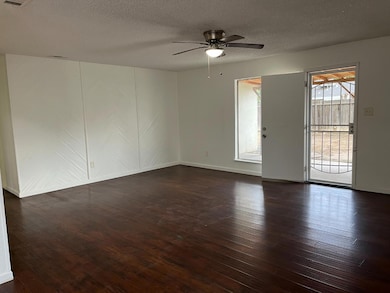 4529 N Warren Ave, Fresno, CA 93705 - photo 5