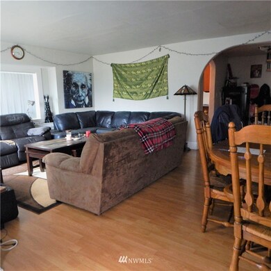 219 SW Alfred St, Chehalis, WA 98532 - photo 6