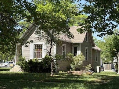 2016 15th St, Columbus, NE 68601 - photo 2