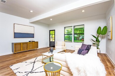 5927 Bryan Pkwy, Dallas, TX 75206 - photo 5