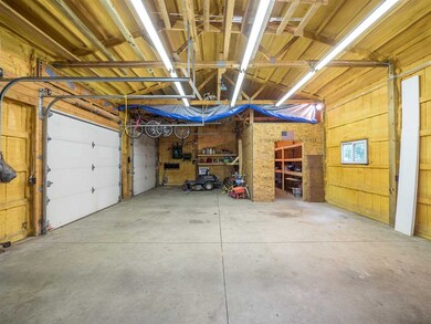 348 E Dustman Rd, Bluffton, IN 46714 - photo 3