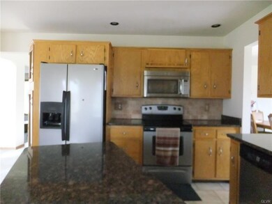 7023 Versailles Square, Bethlehem, PA 18017 - photo 7