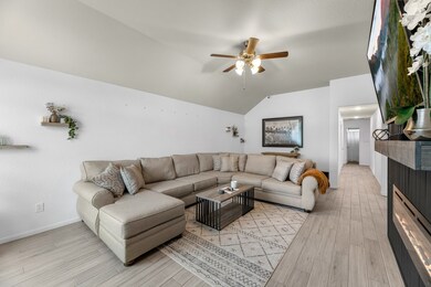 4723 Wheelwright Trail, Rosenberg, TX 77471 - photo 6