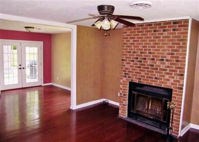 324 Lakewood Dr, Jacksonville, NC 28546 - photo 4